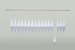 Ausgefallen, Papier und Aluminium, 2007, L 225 cm